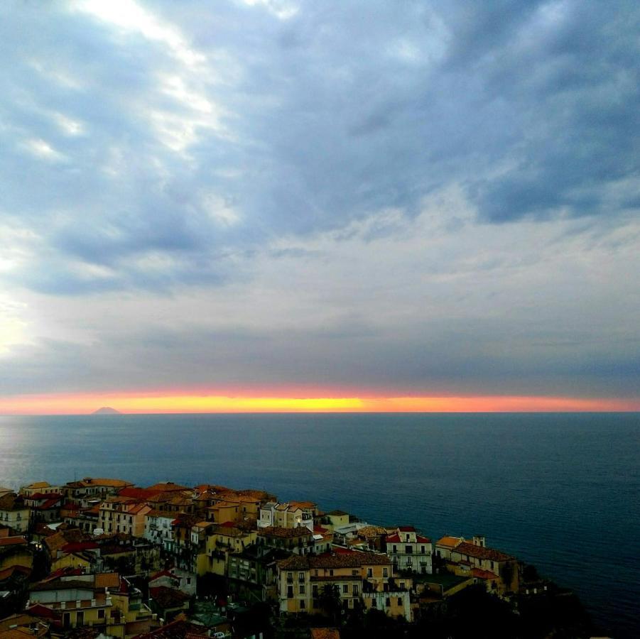 Villa Desideria A Pizzo ปิซโซ ภายนอก รูปภาพ